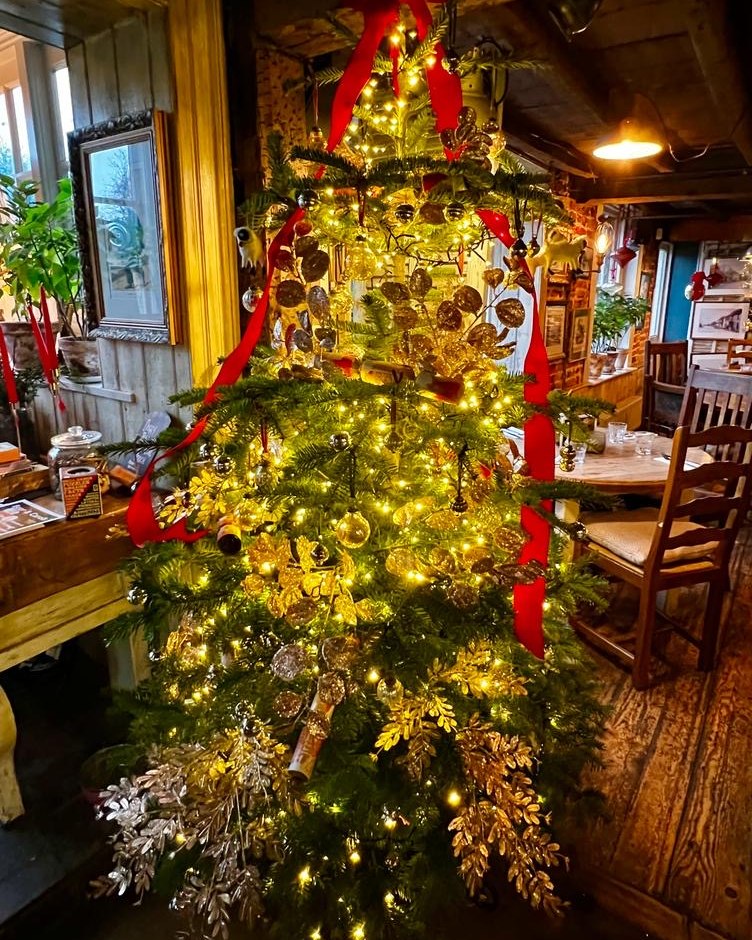 The Five Bells Pub's lovely Christmas Tree