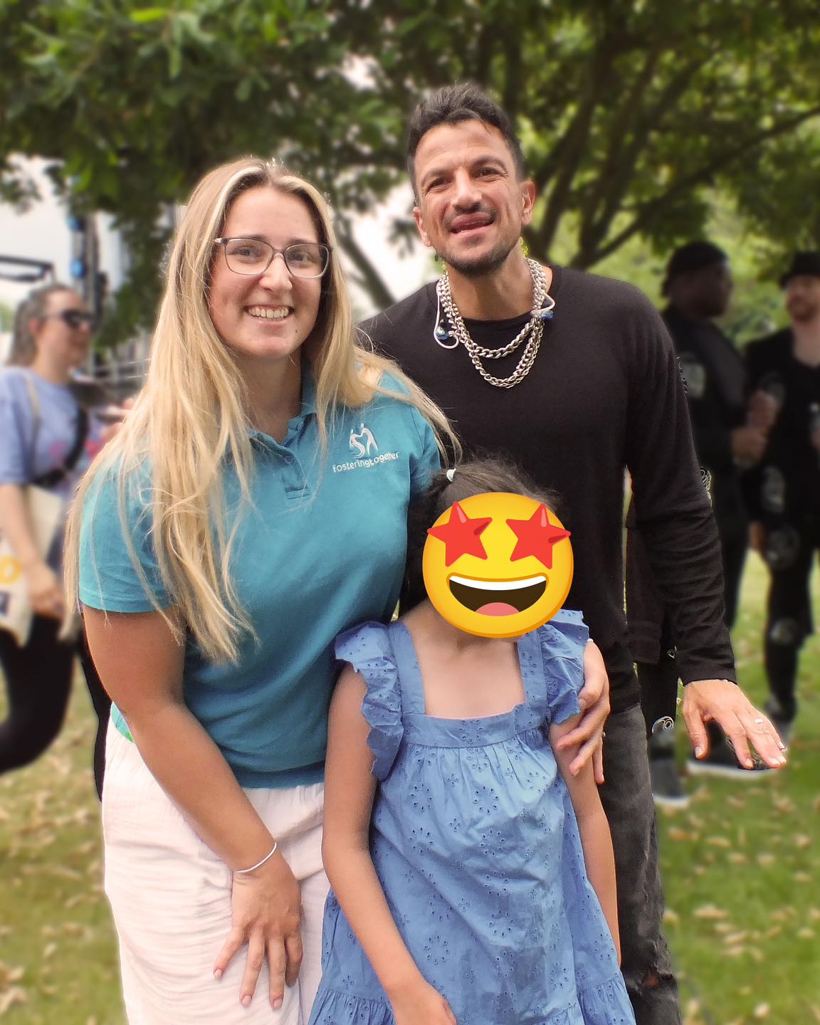 Hannah had to grab a pic with Peter Andre!